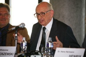 Wladyslaw Bartoszewski